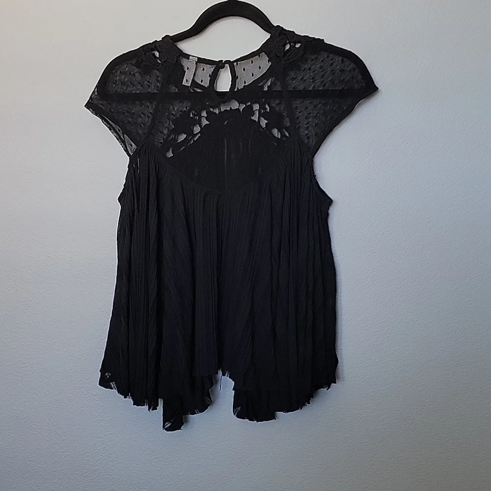Free people Cutwork Gauze Witchy Girly Black Flowy Small Blouse Top